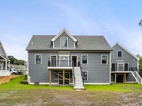 8 Hickory Hill Way, Beverly MA 01915
