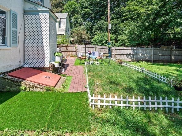 28 Maple, Southbridge MA 01550