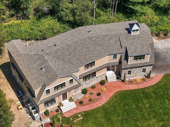 70 Mccallar Lane, Concord MA 01742