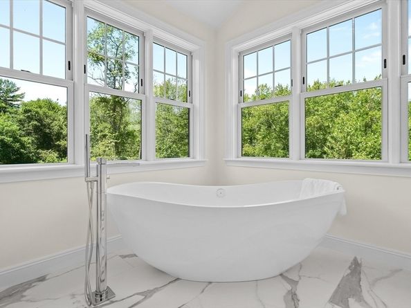 70 Mccallar Lane, Concord MA 01742