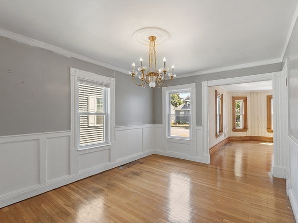 24 Brouilette St A, Chelmsford MA 01863
