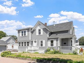 24 Brouilette St A, Chelmsford MA 01863