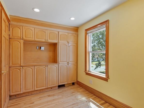 24 Brouilette St A, Chelmsford MA 01863