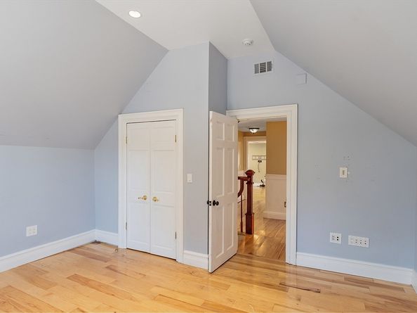 24 Brouilette St A, Chelmsford MA 01863
