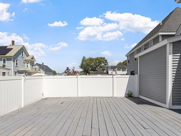 24 Brouilette St A, Chelmsford MA 01863