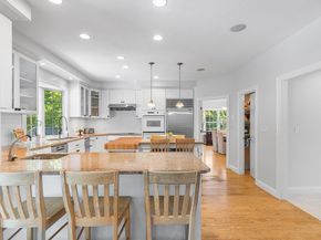 9 Tulip Way, Medway MA 02053