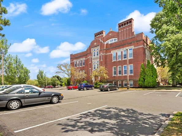 20-30 Daniels Street 320, Malden MA 02148