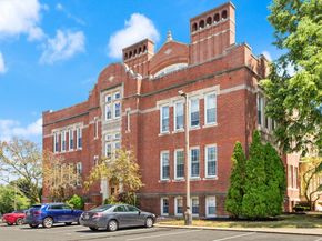 20-30 Daniels Street 320, Malden MA 02148