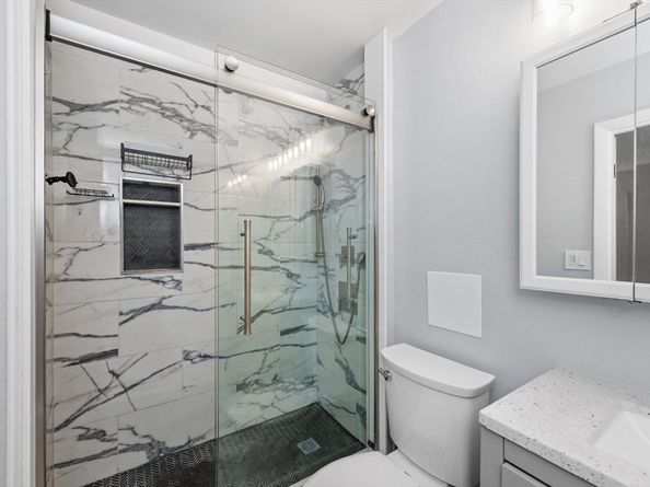 42 8th St 1307, Boston MA 02129
