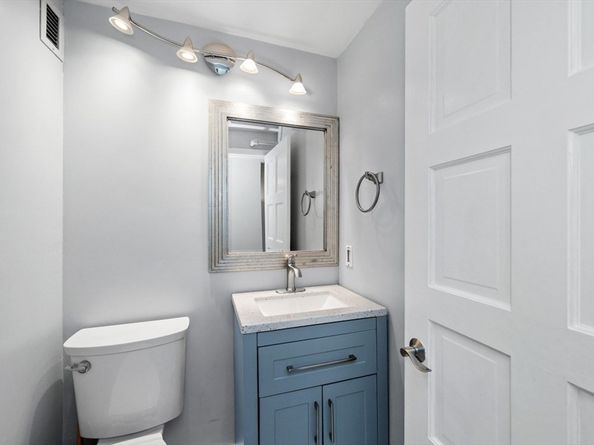 42 8th St 1307, Boston MA 02129