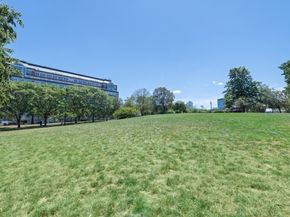 42 8th St 1307, Boston MA 02129