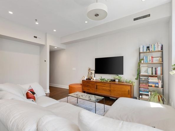 5 Appleton St 2D, Boston MA 02116