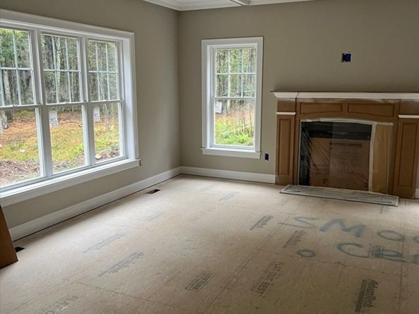 56 Yew St, Douglas MA 01516