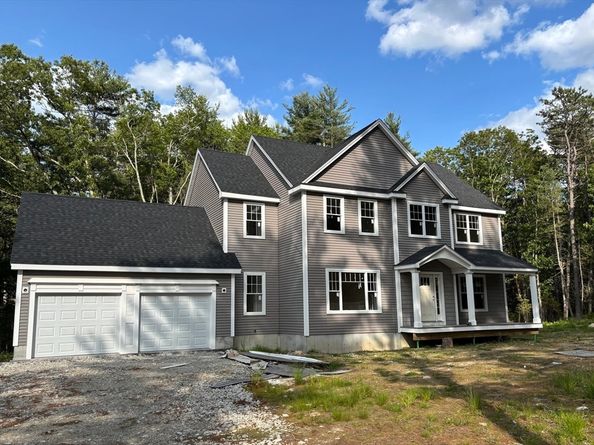 56 Yew St, Douglas MA 01516