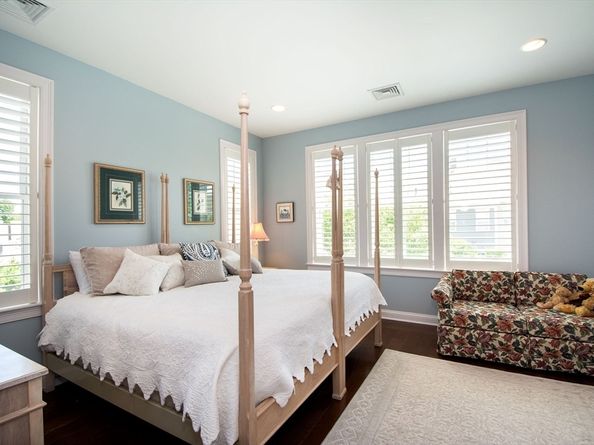 141 Hms Stayner Drive 306, Hingham MA 02043