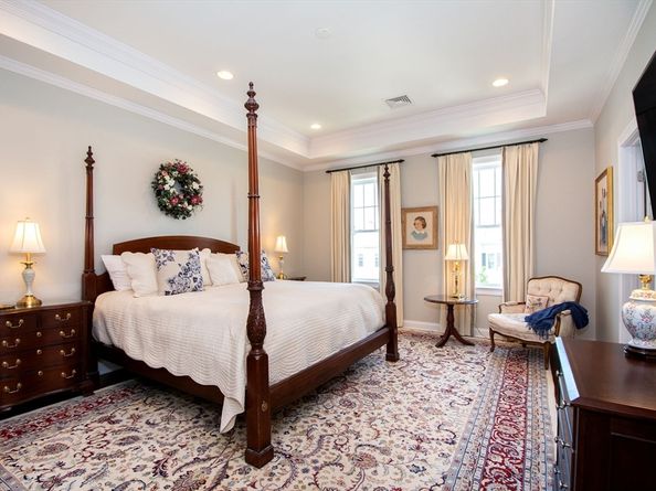 141 Hms Stayner Drive 306, Hingham MA 02043