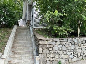 179 Hamilton St, Worcester MA 01604