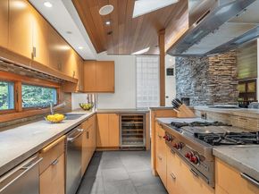 7 Goldenrod Lane, Lynnfield MA 01940
