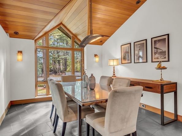 7 Goldenrod Lane, Lynnfield MA 01940