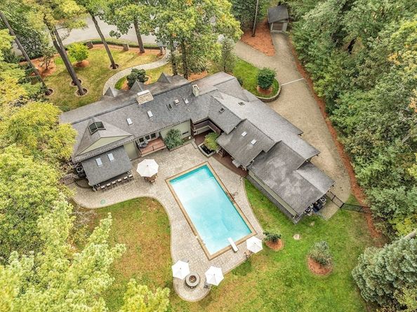 7 Goldenrod Lane, Lynnfield MA 01940