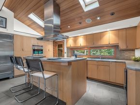 7 Goldenrod Lane, Lynnfield MA 01940