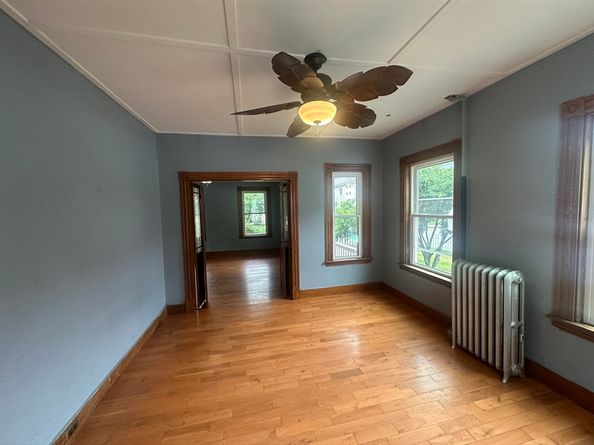 92 Alexander St, Framingham MA 01702