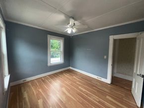 92 Alexander St, Framingham MA 01702