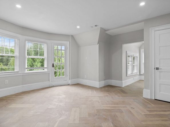 476 Heath Street, Brookline MA 02467