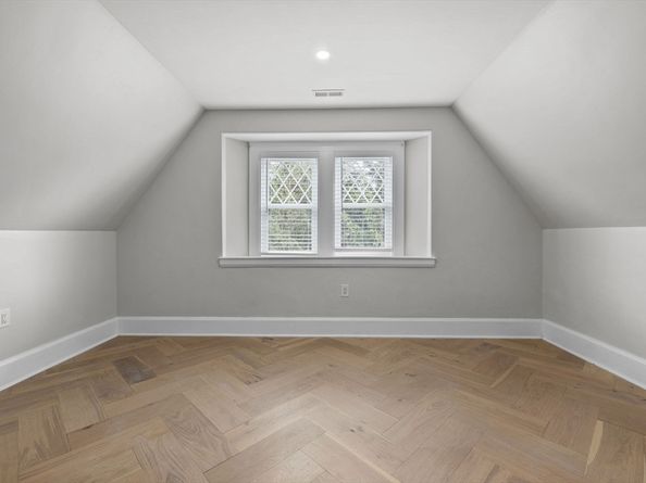 476 Heath Street, Brookline MA 02467