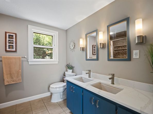 131 East St, Duxbury MA 02332
