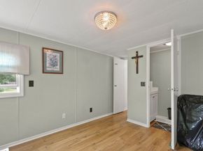 4 Siesta Drive, Wareham MA 02576