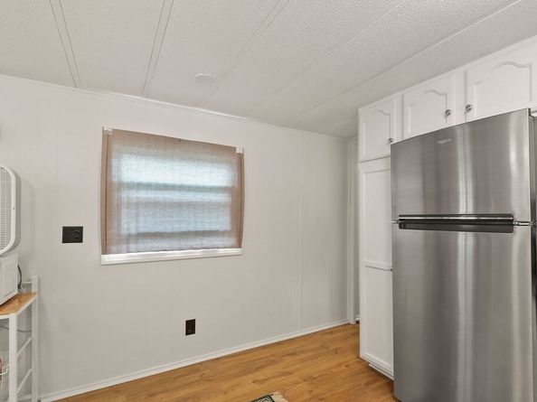 4 Siesta Drive, Wareham MA 02576