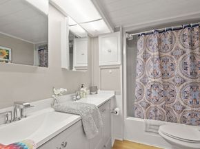 4 Siesta Drive, Wareham MA 02576