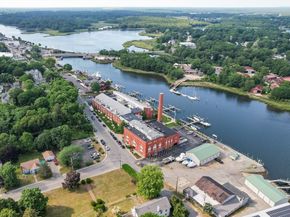 45 Main St 32, Wareham MA 02571