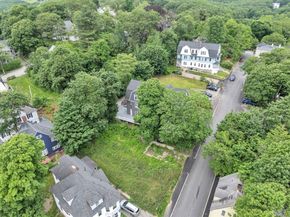 15 Forestdale Rd, Worcester MA 01605