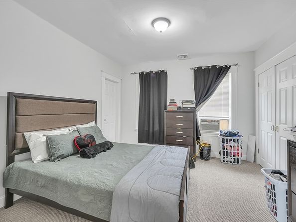 15 Forestdale Rd, Worcester MA 01605