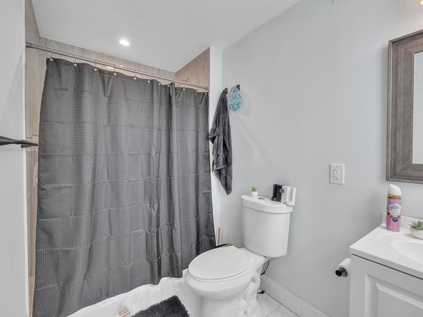 15 Forestdale Rd, Worcester MA 01605