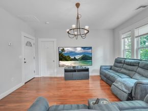 15 Forestdale Rd, Worcester MA 01605
