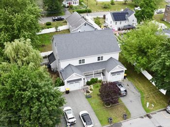 2 Universal St
