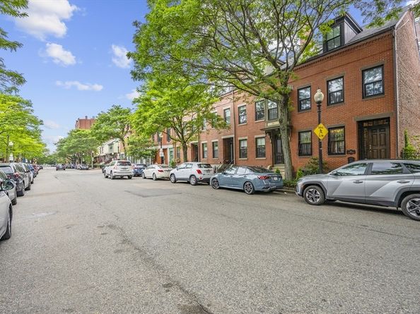 379 Shawmut Ave, Boston MA 02118