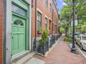 379 Shawmut Ave