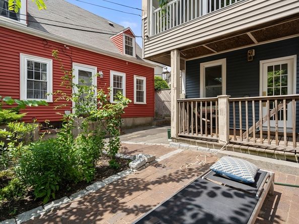 314A Bunker Hill St 1, Boston MA 02129