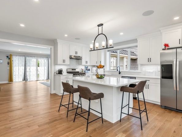 29 Grove St B, Hudson MA 01749