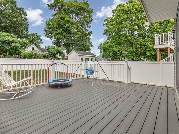 29 Grove St B, Hudson MA 01749