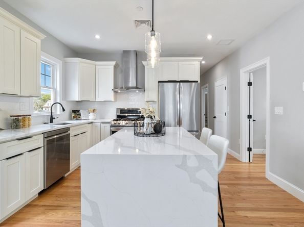 20 Alston 20, Somerville MA 02143