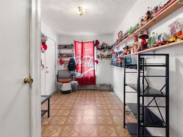 70 Highland St, Revere MA 02151
