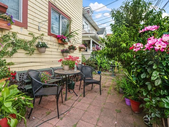 70 Highland St, Revere MA 02151