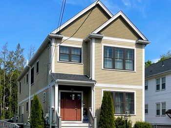 87 Sunnyside St