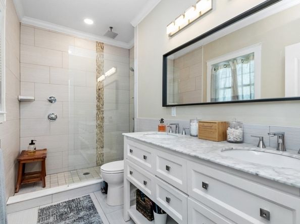 87 Sunnyside St 87, Boston MA 02136