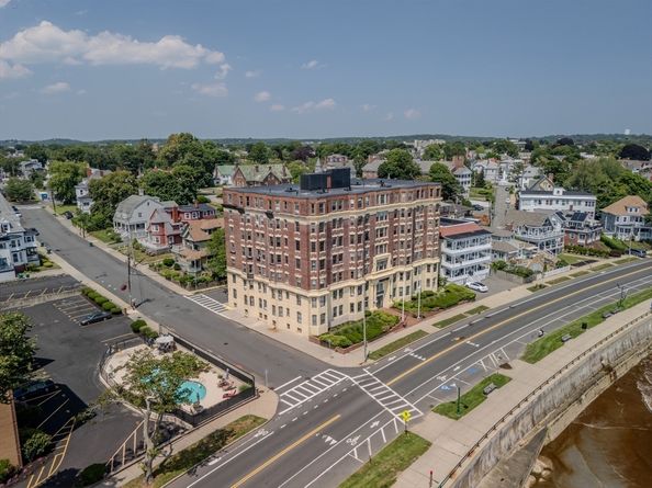 285 Lynn Shore Drive 207, Lynn MA 01902